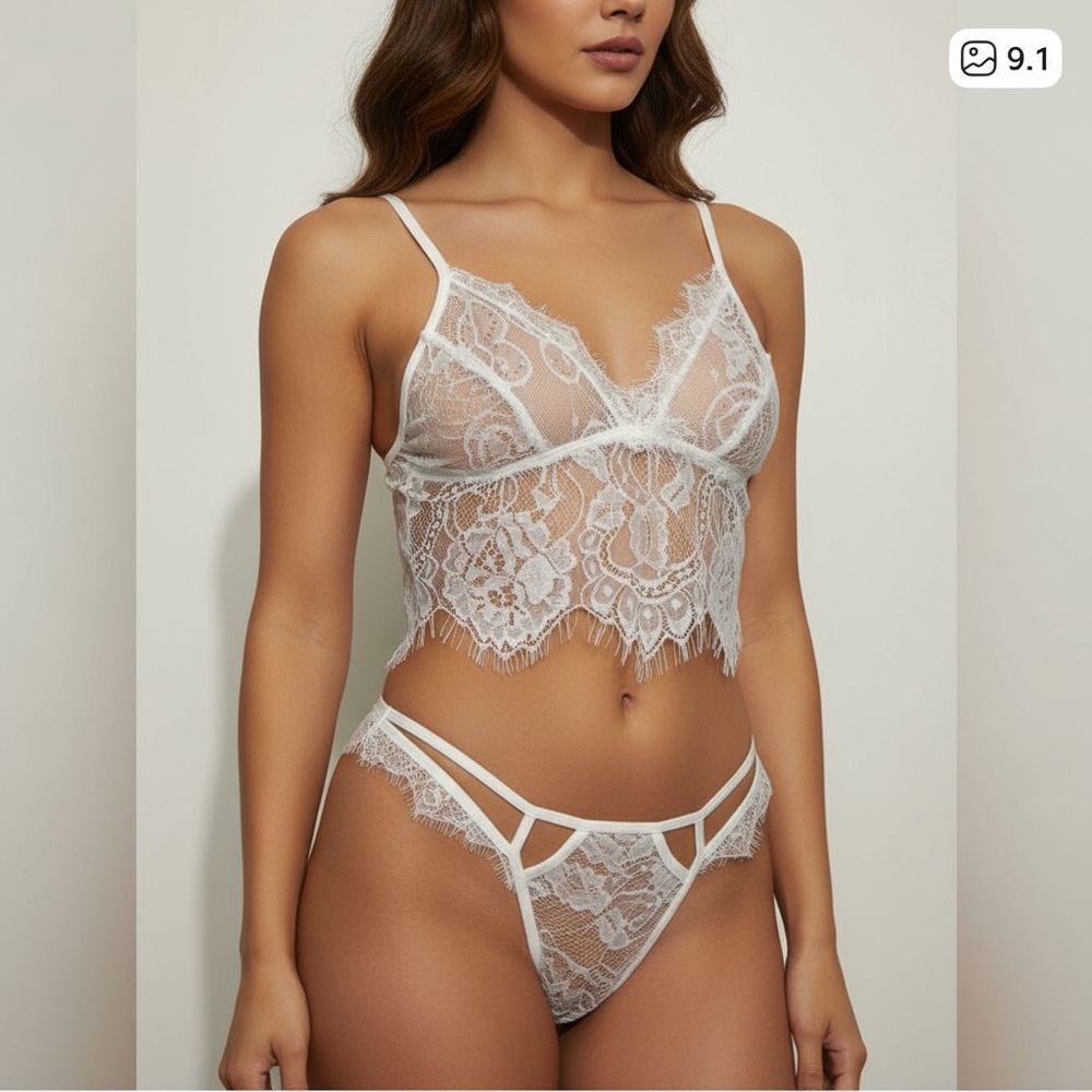 🌹002 INTMTS: White lace panty and bra set size S